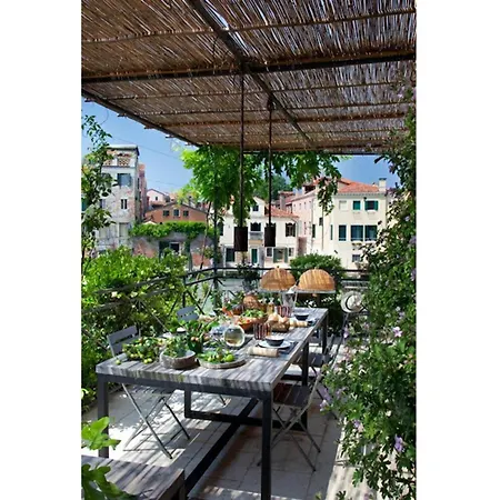 Palazzo Verrienti 아파트 베니스